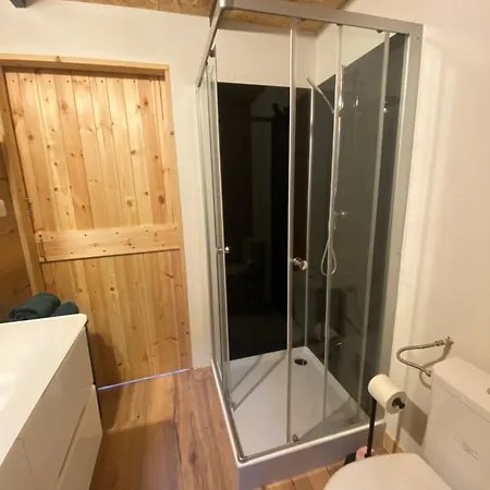 De L'abondance Chalet