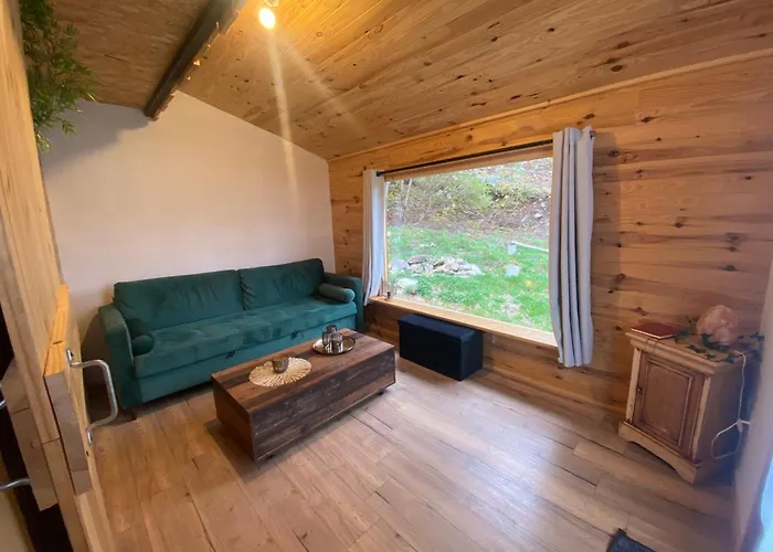 De L'abondance Chalet *